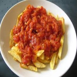 DOMATES SOSLU PATATES KIZARTMASI